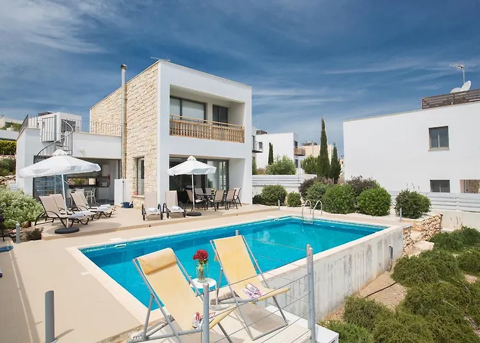 Esprit 21 Villa Polis