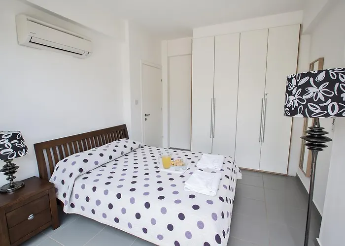 Esprit 21 * 폴리스